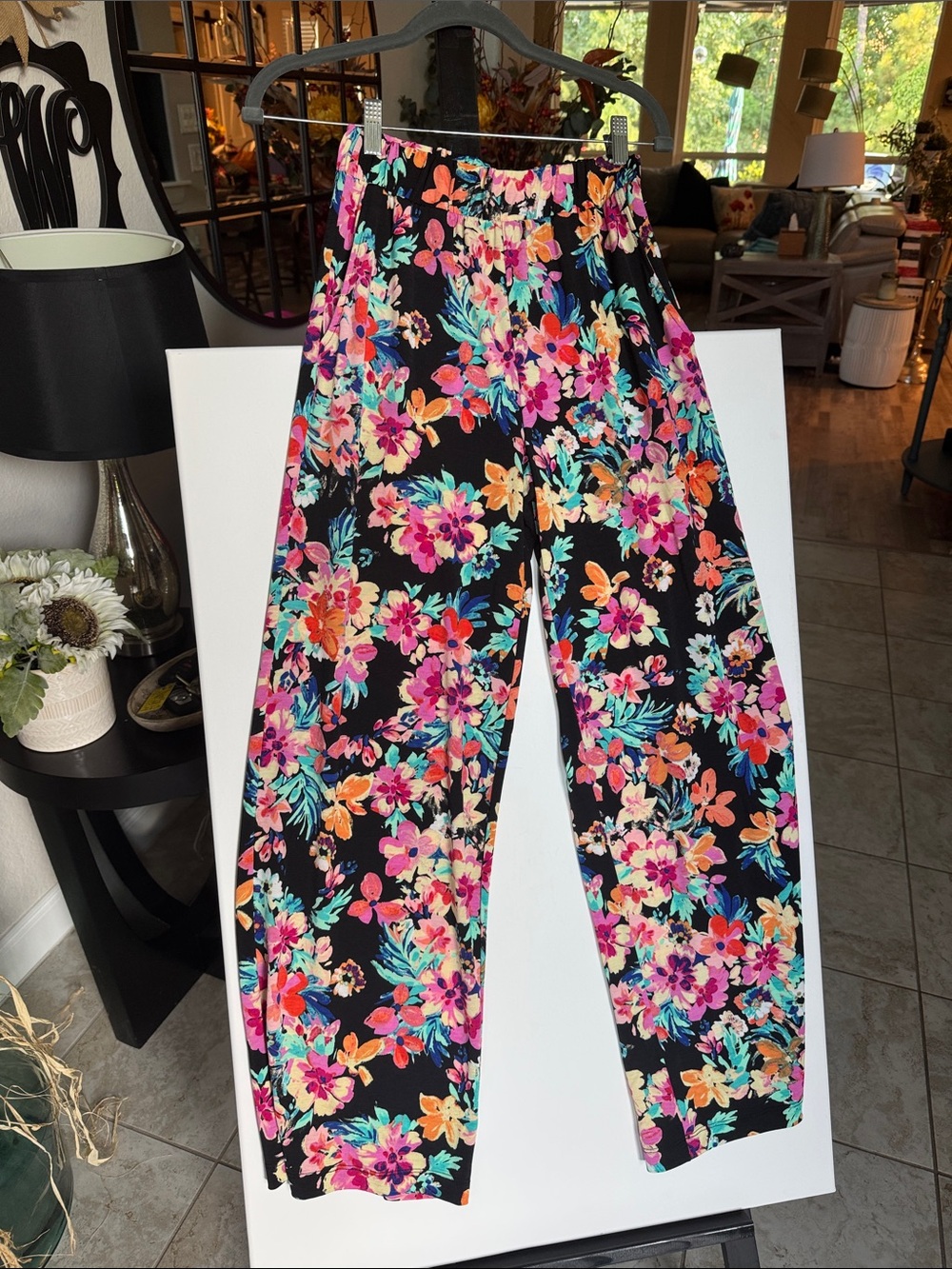 Andrew by Unit Floral Wide-Leg Pants - Black with Multicolor Floral Print